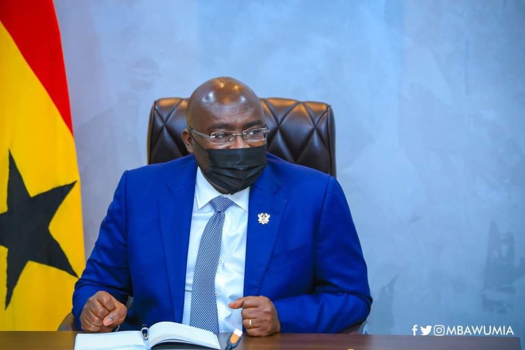 Social Veep Land6 696x716