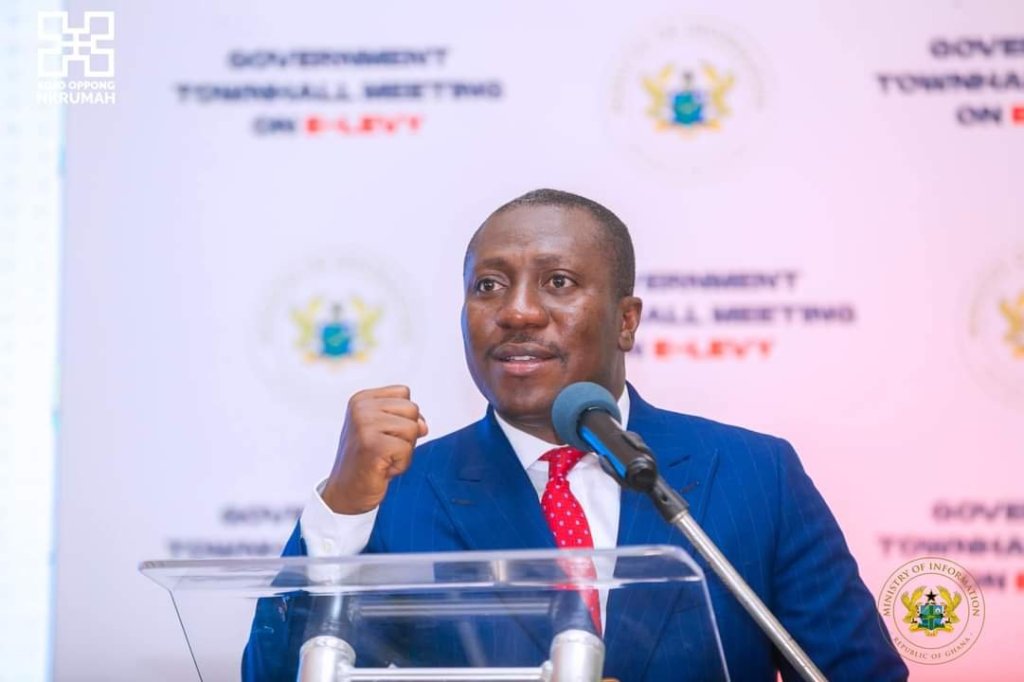 Alexander Afenyo Markin 5